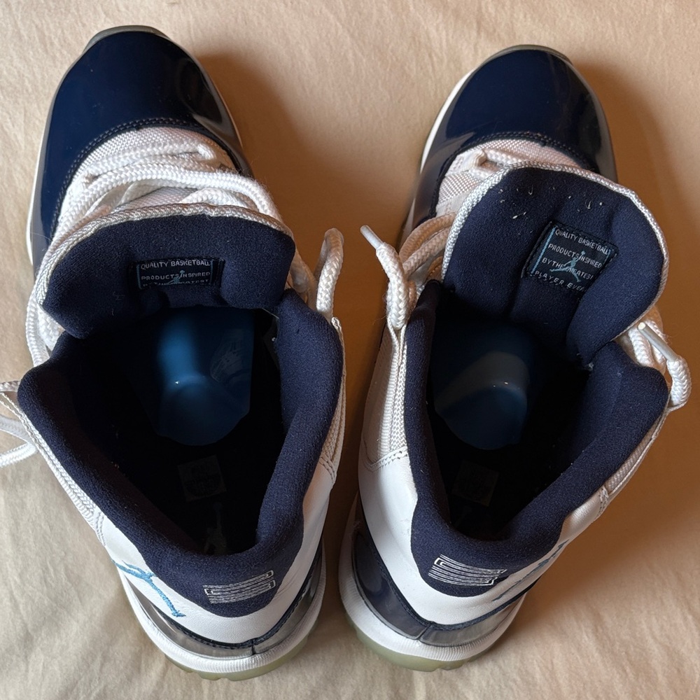 Jordan 11 - Picture 5 of 9